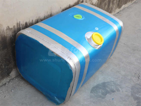 Бак топливный HOWO/T5G310 300L 98*62*54 S = 2.0 квадратный