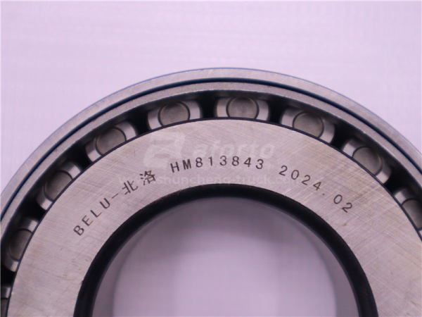 Подшипник дифференциала SINOTRUK HT457/AK459 HM813841, HM813810