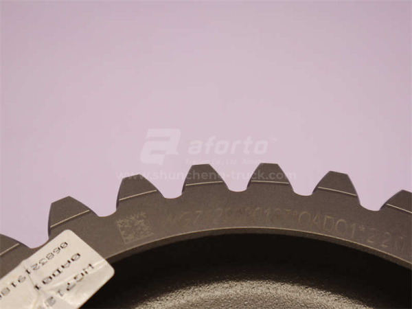 Шестерня ведомая HOWO AC16 среднего моста Z =30 (оригинал)