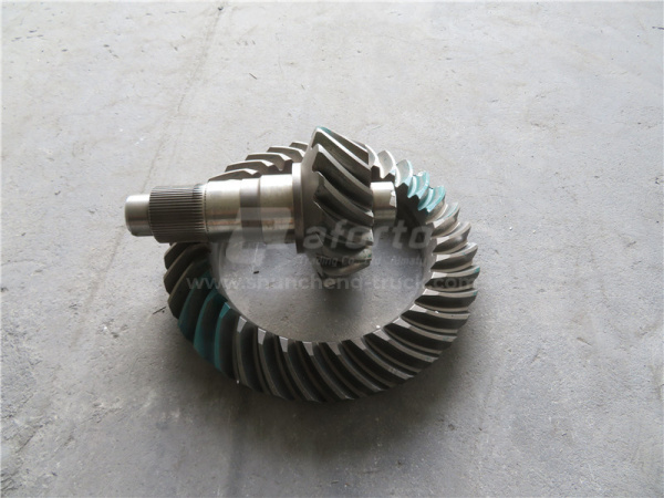 Коническая пара HOWO 70T AC26 среднего моста 16:35/8.51