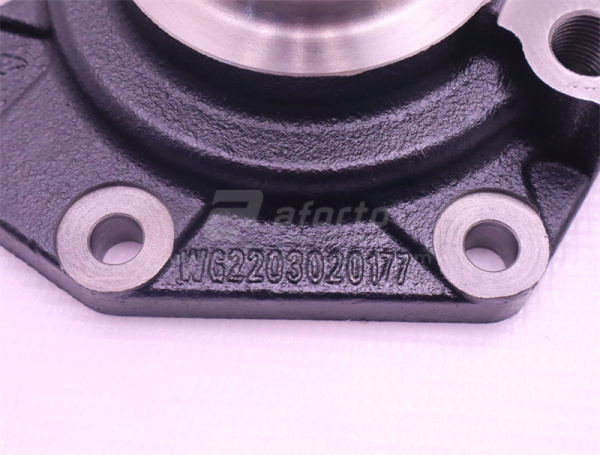 Крышка КПП подшипника первичного вала SINOTRUK HW25712