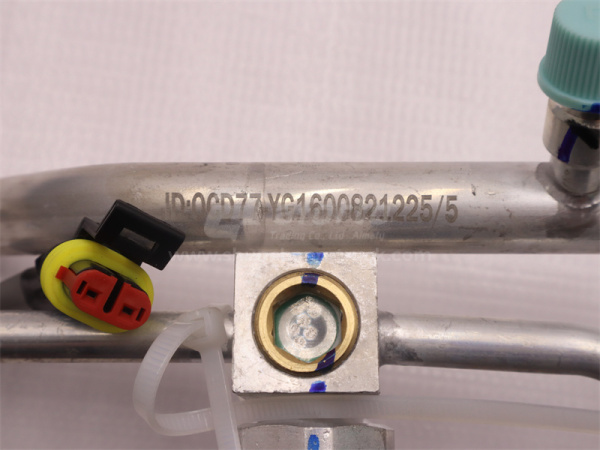 Трубка радиатора кондиционера HOWO TX (оригинал)