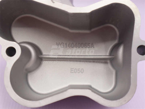 Крышка клапана WD615 Sinotruk (оригинал)