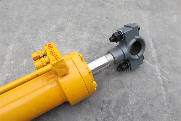 Гидроцилиндр отвала XCMG GR180/215 левый (оригинал)