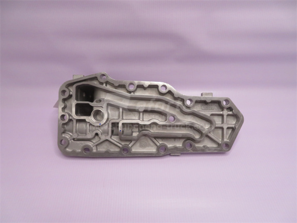 Кронштейн фильтра масляного 6BT/4BT