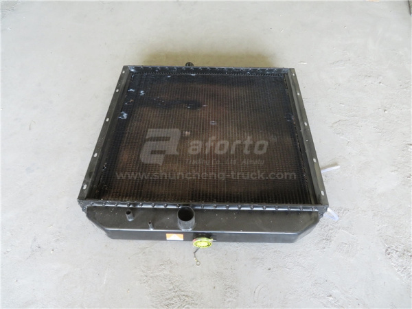 Радиатор охлаждения новый XCMG GR180