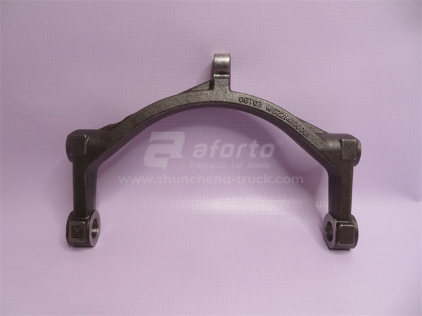 Вилка КПП HW18709/19712/25712 делителя передач