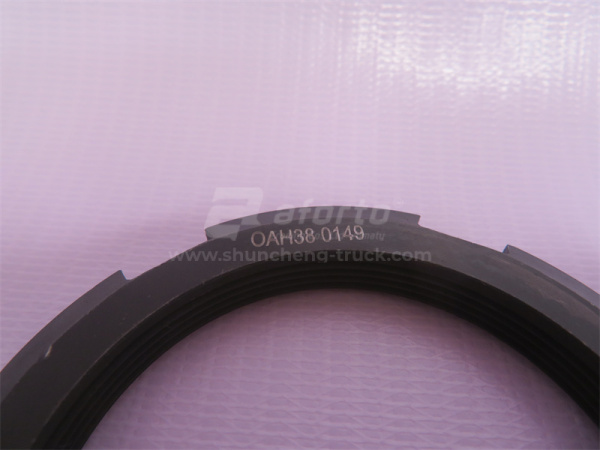 Гайка выходного вала среднего моста 58mm HOWO AC16/SHAANXI/AC26/FAW 290 (оригинал)