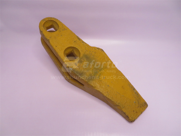 Зуб ковша боковой правый XCMG LW300F