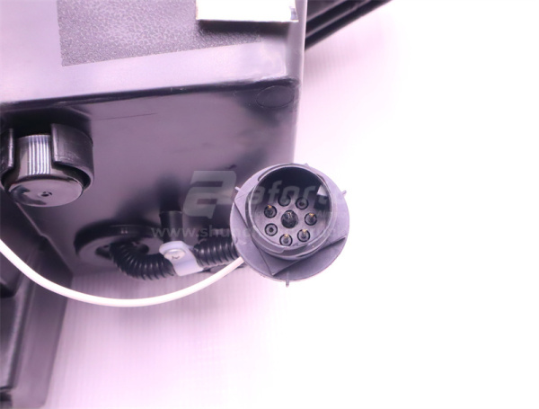 Фара SHAANXI F2000 LED правая HFX