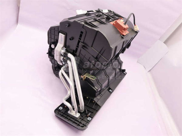 Печкa SHAANXI X3000 в сборе 1027