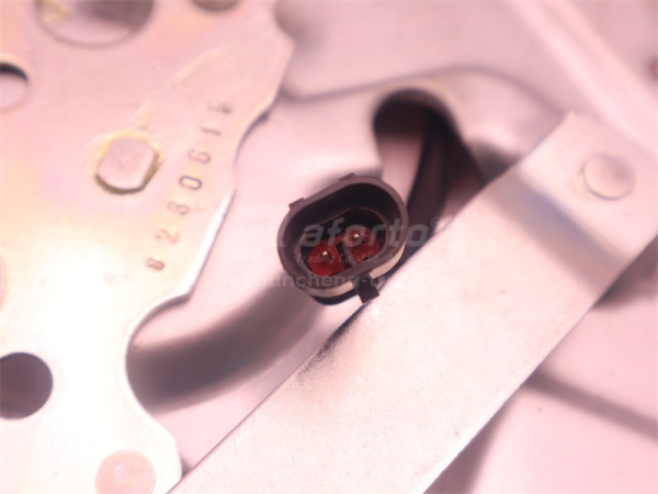 Стеклоподъемник HOWO электрический левый (хорошее качество)