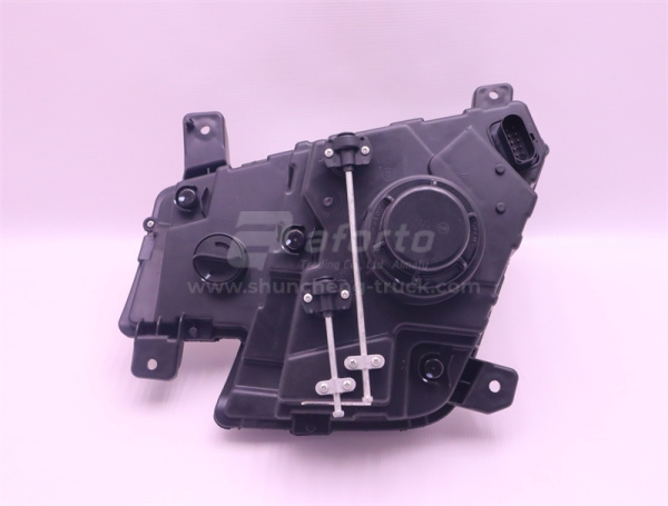 Фара HOWO V7 левая (оригинал)