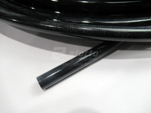 Трубка ПЛМ (полиамидная) (d 12х1.5) двухслойная 25м УНИВЕРСАЛЬНОЕ (07726)