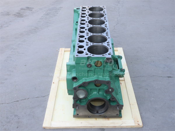 Блок двигателя SINOTRUK WD615.96E LAIYANGZHONGYAO