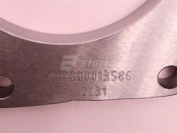 Крышка лобовая ДВС WP12.380E32 (оригинал)