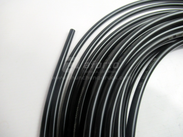 Трубка ПЛМ (полиамидная) (d 8х1) 25м УНИВЕРСАЛЬНОЕ (07723)