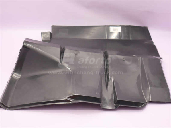 Брызговик передний пластмассовый левый SHAANXI F2000