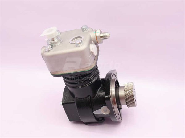 Компрессор воздушный 0496/0524/0623 WD615/WP10 (оригинал)