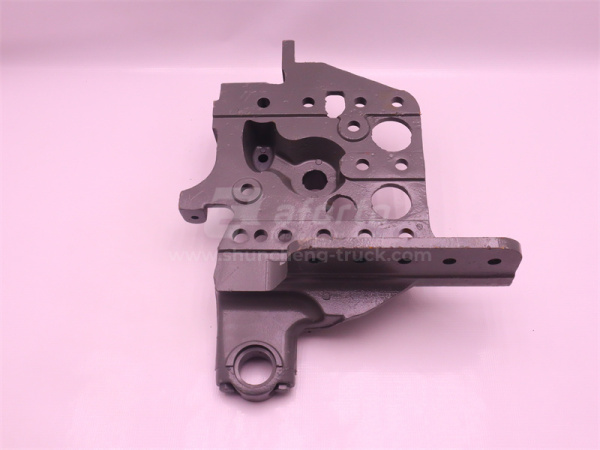 Кронштейн торсиона кабины HOWO 2010 левый