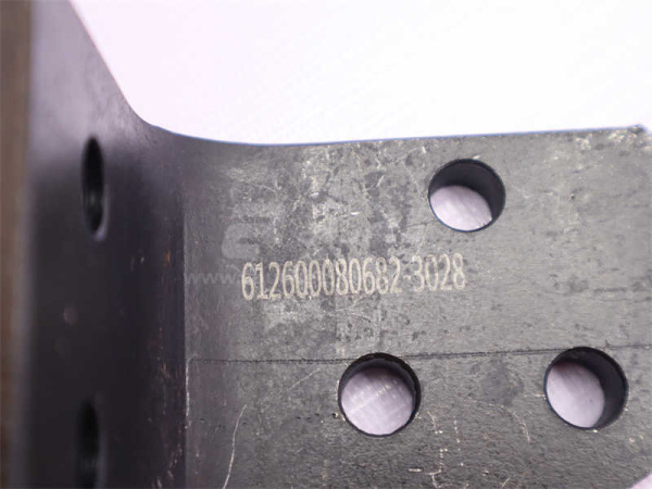 Кронштейн ТНВД WEICHAI WP10 2 клапана правой (оригинал)