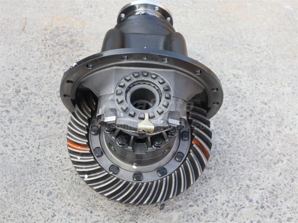 Редуктор моста в сборе переднего XCMG ZL50GN/LW500KN/LW500KL SUOMA/MEICHI (8:37) 45шлиц (оригинал)