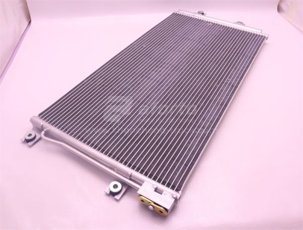 Радиатор кондиционера HOWO TX/SITRAK