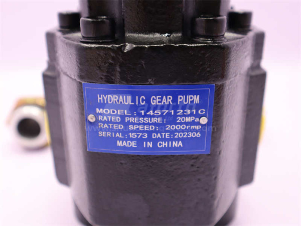 Гидронасос подъёма кузова (для КПП FAST) Hayward (8 шлицов правого вращения выход сбоку)