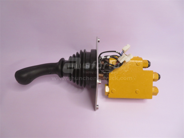 Клапан с джойстиком в сборе XCMG ZL50G DXS-00 (оригинал)