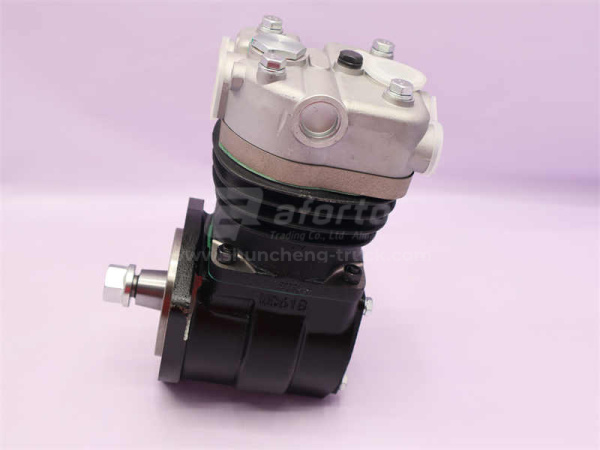 Компрессор воздушный 0618/0479 WD618 (оригинал)