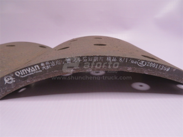 Накладка колодки тормозной SHAANXI F2000/3000 задней 220*235 8/10 отв QINYAN