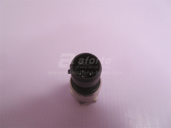 Датчик давления масла HOWO 2008