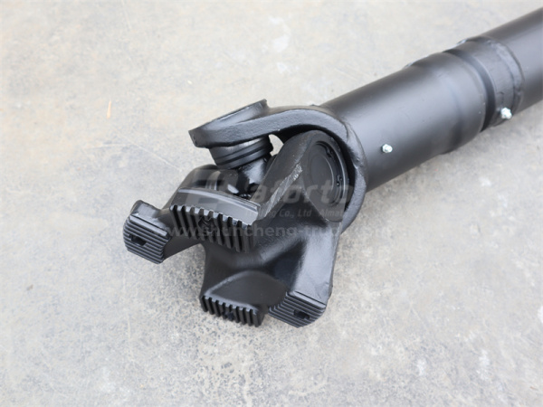 Кардан 1920мм фланец-180 крестовина-57 отв.-4 SHAANXI F2000