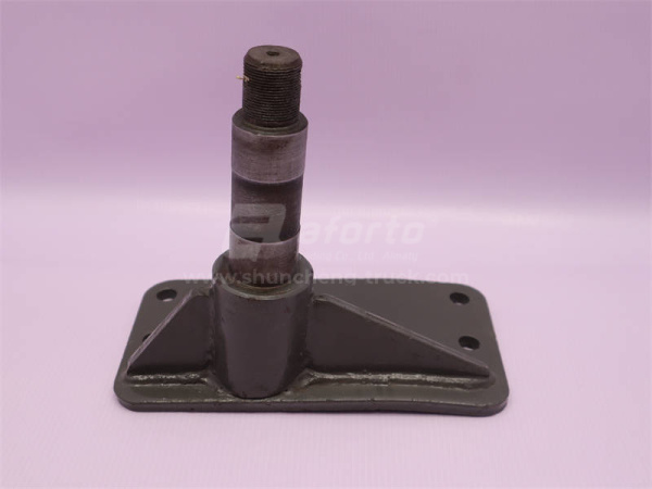 Кронштейн сошки рулевых тяг второго моста HOWO 8*4 (оригинал)