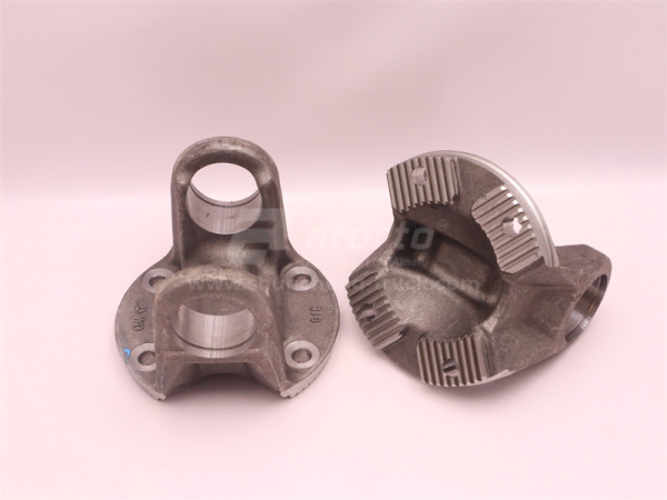 Фланец кардана HOWO TX/FAW D = 180 /крестовина D =160* 62 /Отверстий = 4 (оригинал)