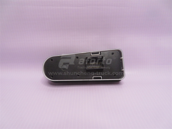 Переключатель стеклоподъёмника HOWO A7 левый (хорошее качество)