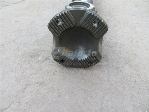 Кардан 2140-2150мм фланец-180 крестовина-62 отв.-4 HOWO