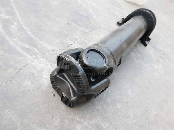 Кардан 960мм фланец-180 крестовина-68 отв.-4 SHAANXI X3000 с подвесным