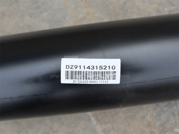 Кардан 2100мм фланец-180 крестовина-68 отв.-4 SHAANXI F2000