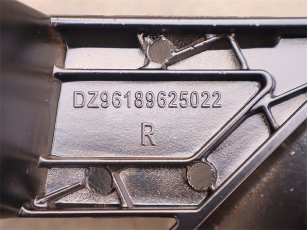 Кронштейн крепления передней фары H3000S/M3000S  правый (алюминевый)