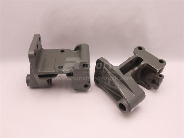 Кронштейн рессоры HOWO TX передний правой (оригинал)