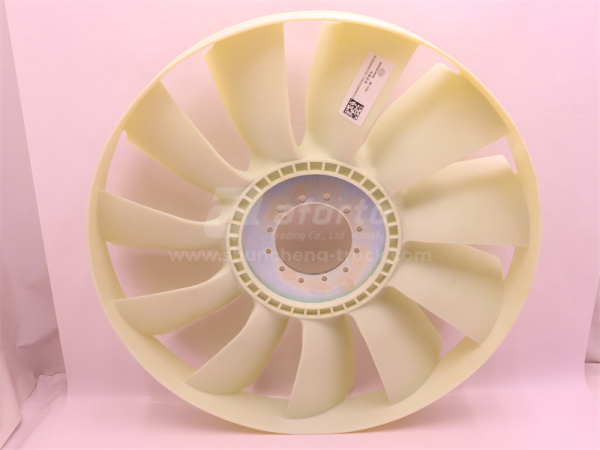 Крыльчатка вентилятора радиатора WP10.340E22 9 лопастей D = 700 (оригинал)