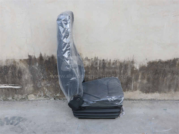 Кресло водителя HOWO пневматическое