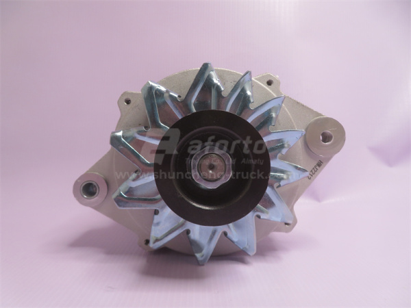 Генератор 8PK SHANGCHAI D6114B 70A