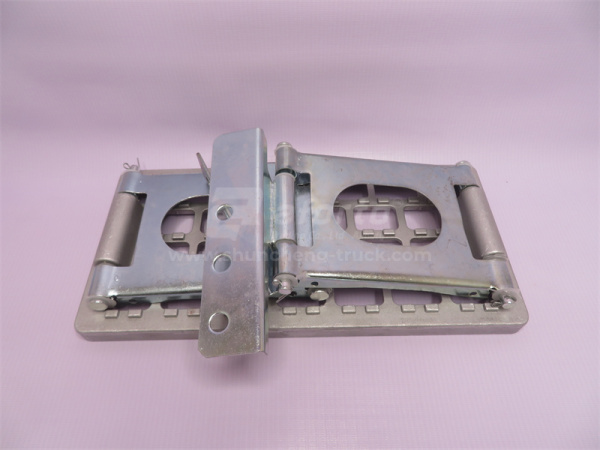 Ступень SHAANXI F3000 нижняя откидная правый новая модель