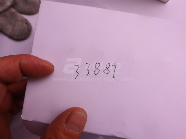 Переключатель щитковый HOWO 2013 сигнала