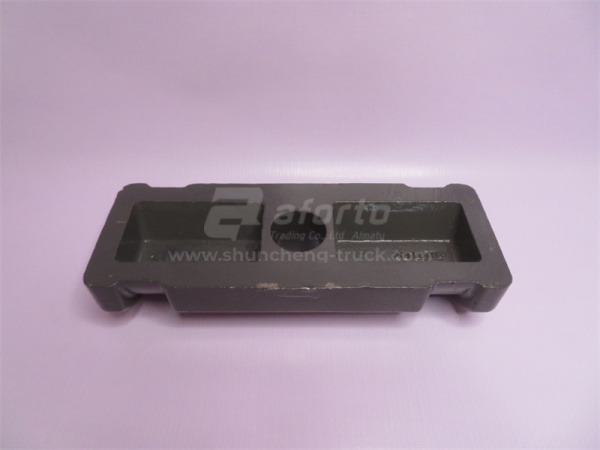 Седло рессоры задней HOWO 2008 цельное (оригинал)