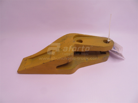 Зуб ковша боковой левый XCMG LW300F (оригинал)