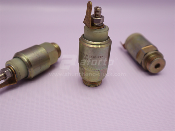 Клапан электромагнитный блокировки межосевого дифференциала HD300 (оригинал)