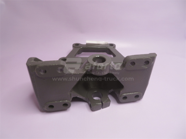 Кронштейн рессоры HOWO 2007/2008 передней задний левый (оригинал)